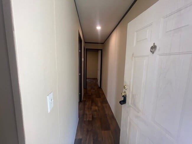 Building Photo - Renovated 3 Bedroom 2 Bath Trailer for Rent!