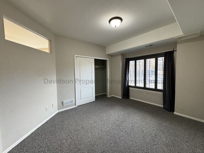 Building Photo - Beautiful 2 Bedroom Condo on the West Side of Colorado Springs