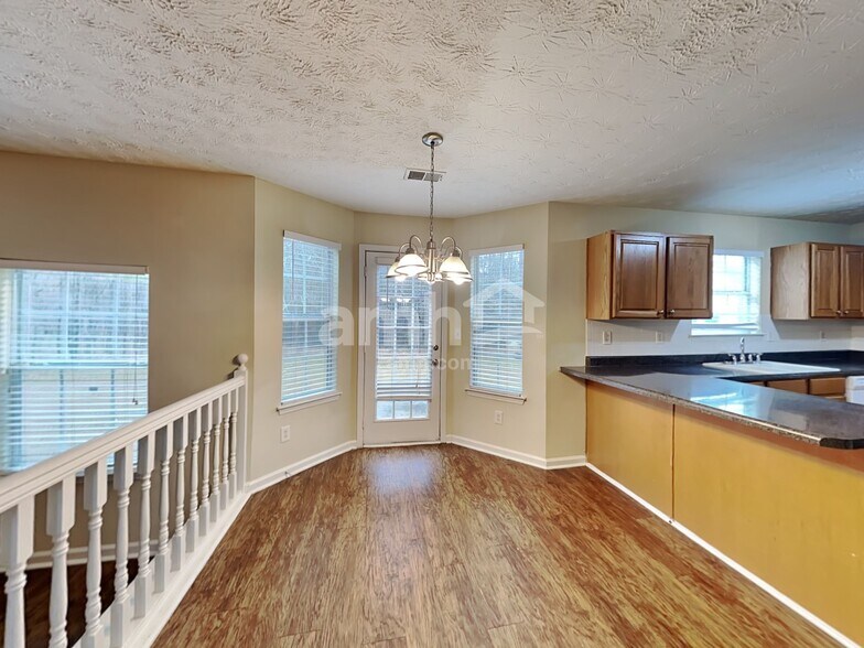 Building Photo - 116 Shadowhill Ln