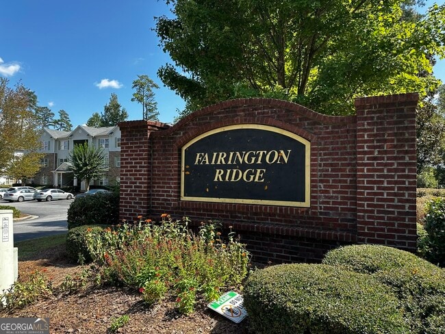 Building Photo - 9302 Fairington Ridge Cir