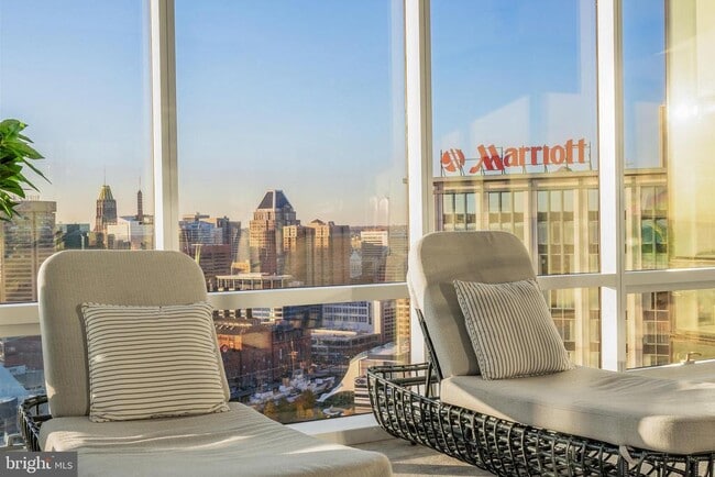 Building Photo - 300 International Drive