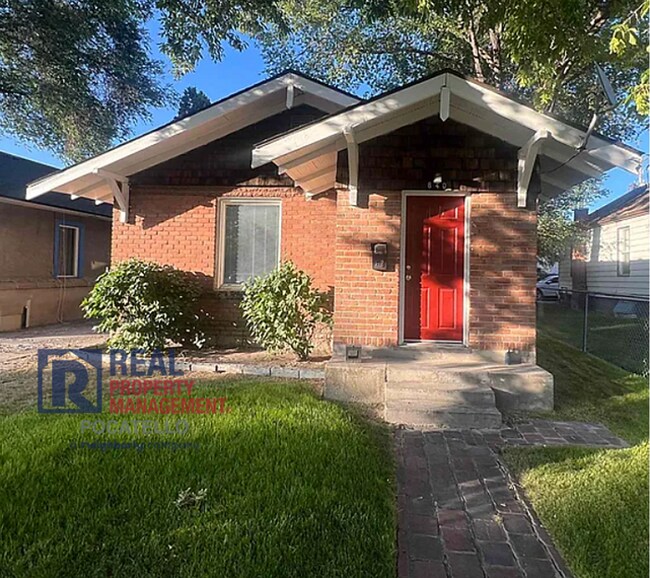 Primary Photo - 3 bed 1 bath house - Near ISU