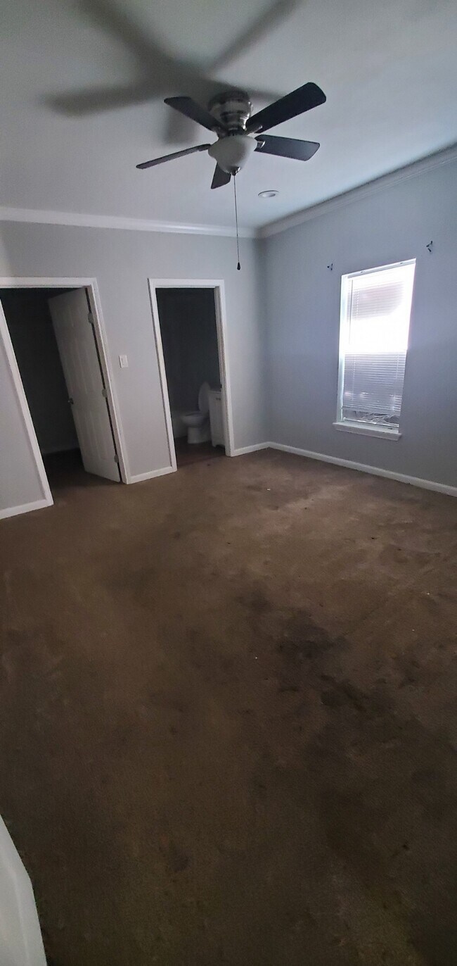 Building Photo - 4126 Sayers St