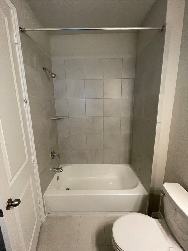 Building Photo - 2302 Hazel Berry St