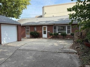 Building Photo - 2944 S 5th St