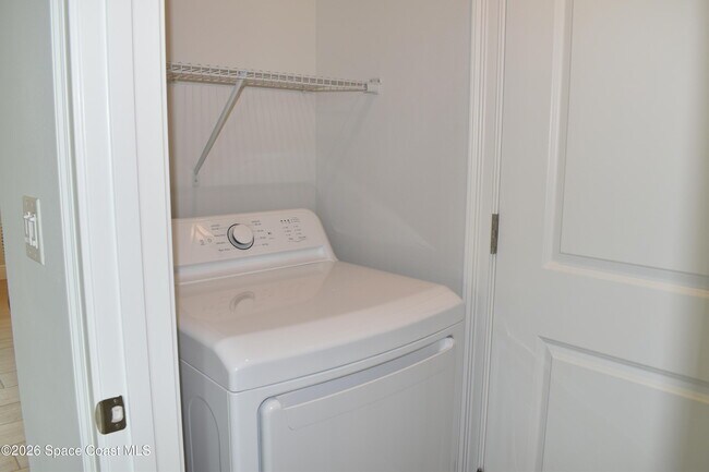 Building Photo - 406 Grove Ln