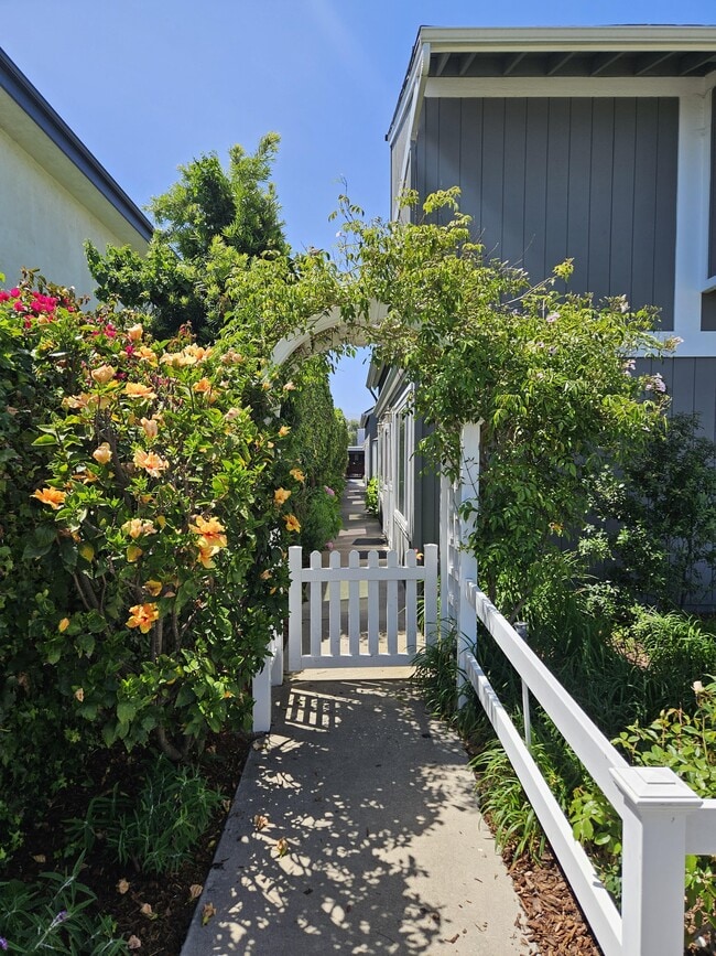 Primary Photo - 231 Linden Ave