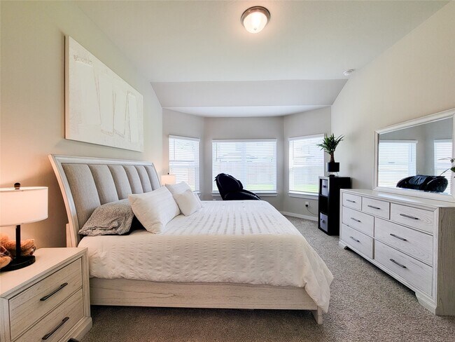 Building Photo - 8401 Hazel River Dr