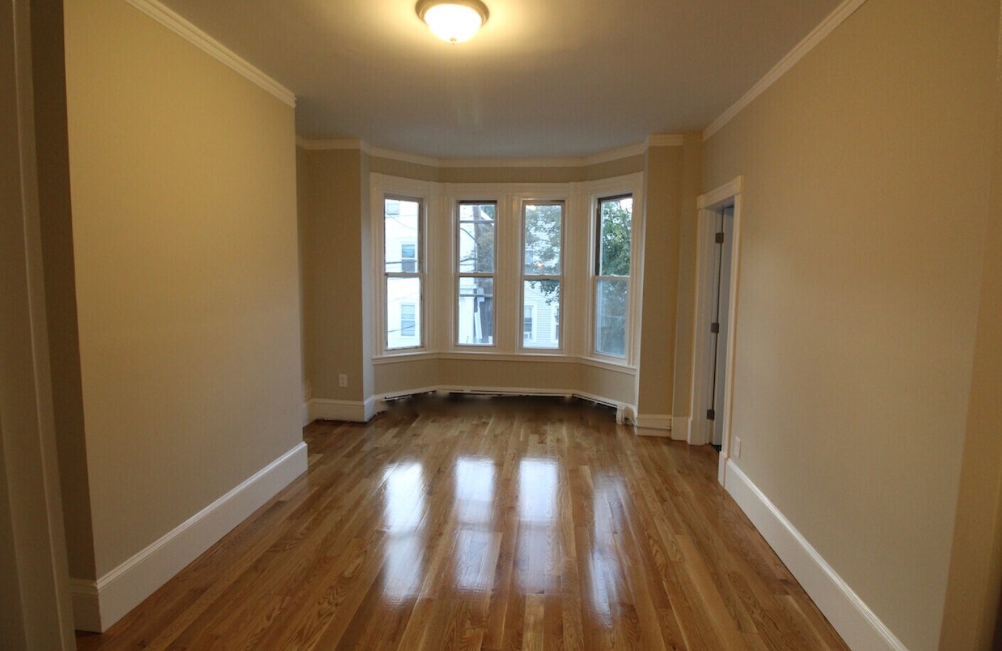 Building Photo - 125 Princeton St