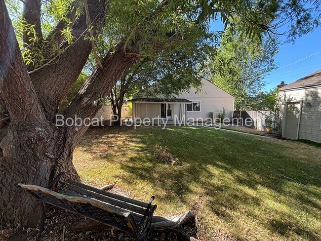 Building Photo - 509 Westview Ave