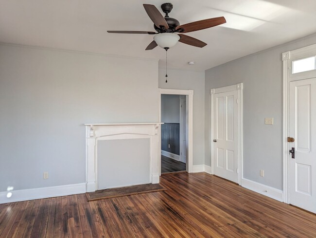 Building Photo - Beautifully Restored Home in Clarke County