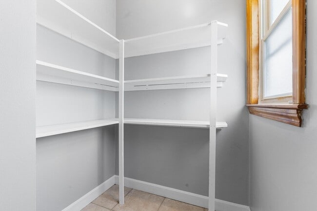 Building Photo - 12 Wilmington Ave