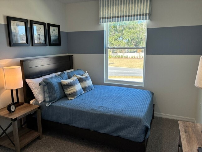 Building Photo - 3 bedroom, 2.5 bath Townhome