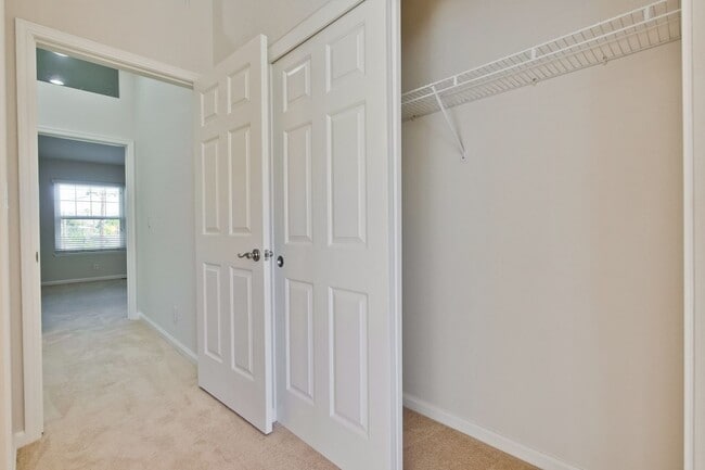 Building Photo - 4616 Hampton Falls Pl