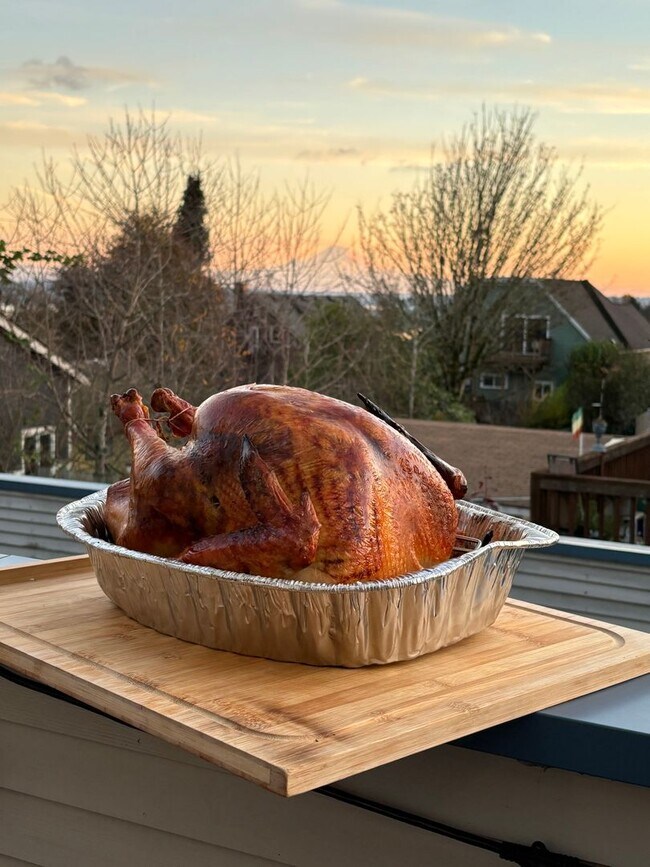 Building Photo - Welcome Home to Terrace View!