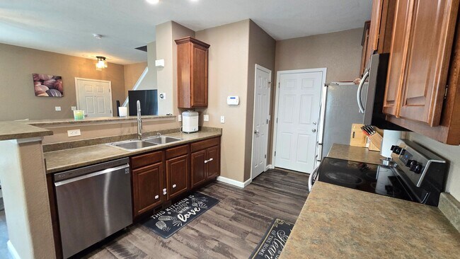Building Photo - 11844 Pei Grove