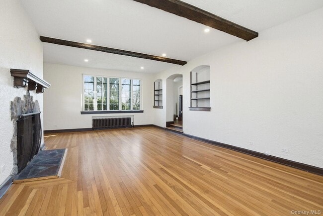 Building Photo - 5 Seymour Pl