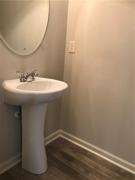 Building Photo - 343 Turtle Creek Dr
