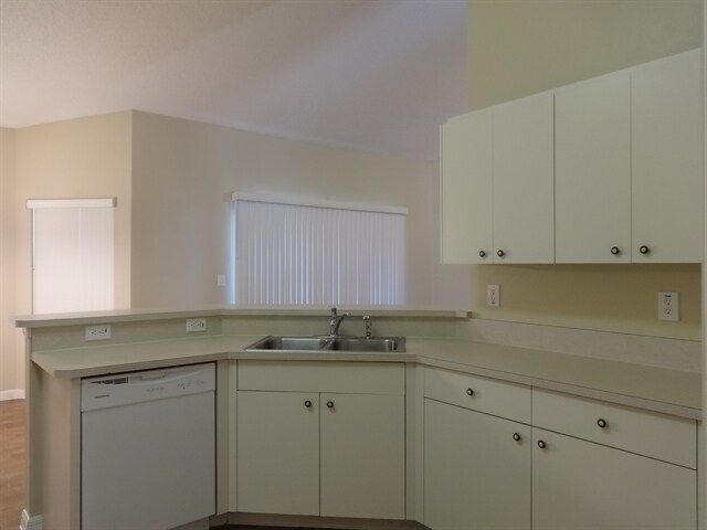 Building Photo - 160 Andalusia Ave NW