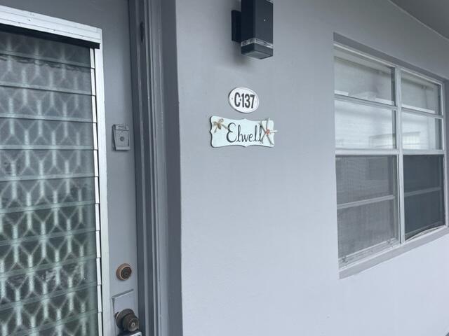 Building Photo - 137 Flanders C