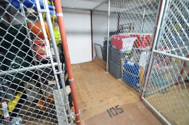 Building Photo - 350 Scotland Rd