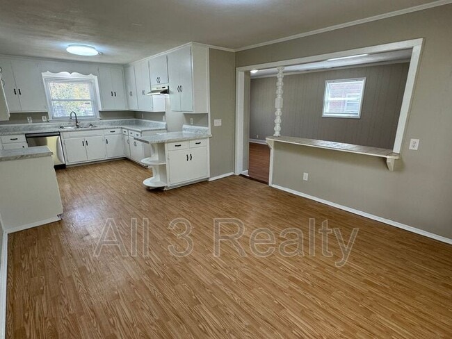 Building Photo - 1236 Noremac Rd