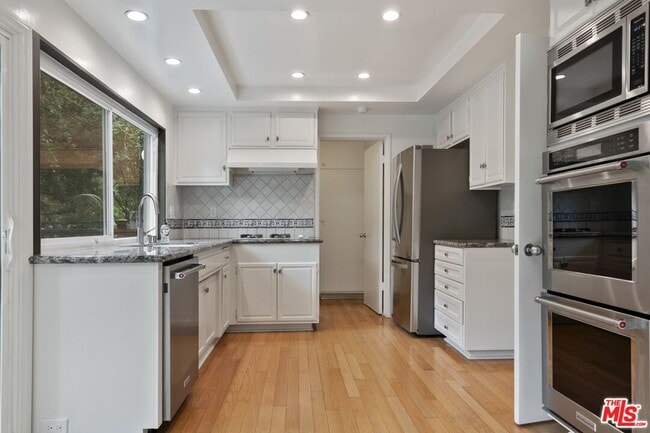 Building Photo - 2781 Woodwardia Dr