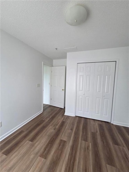 Building Photo - 357 Azalea Cir