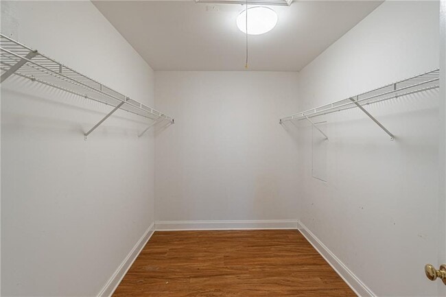 Building Photo - 3147 Crestmont Way NW