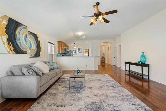 Building Photo - 221 Stone Crest Blvd