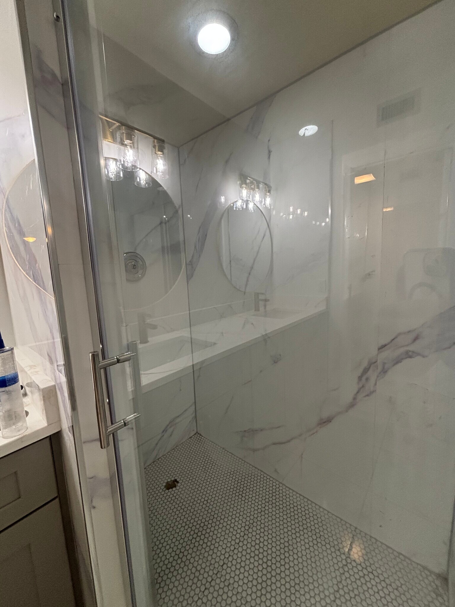 Building Photo - 1116 11th Ln