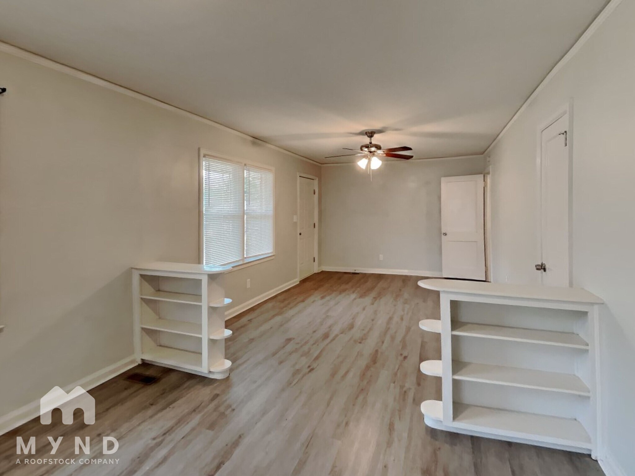 Building Photo - 837 Northview Dr