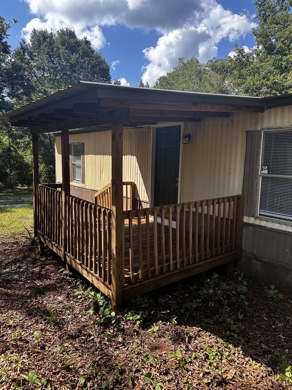 Building Photo - 3252 Colham Ferry Rd