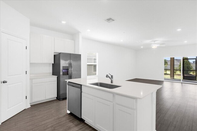 Building Photo - 4721 SW 83rd Lp