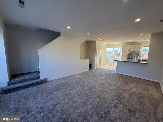 Building Photo - 22976 Fontwell Square