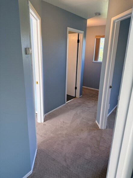 Building Photo - 376 Caprino Way