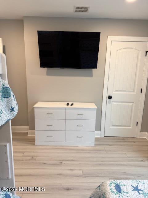 Building Photo - 13 8th Ave