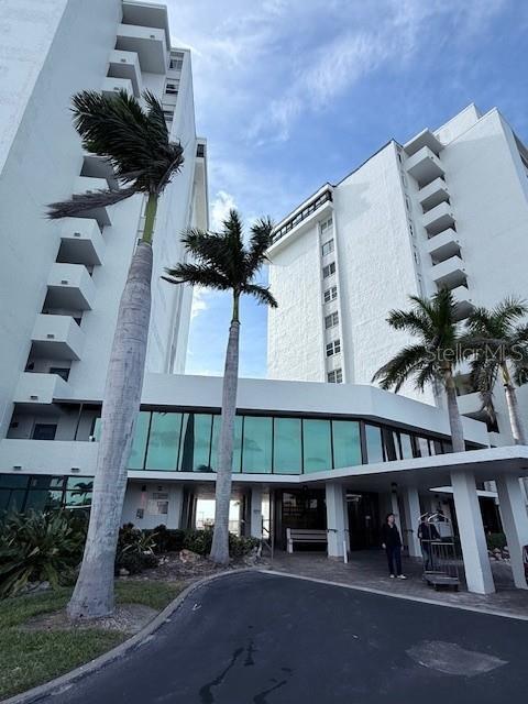 Building Photo - 19 Whispering Sands Dr