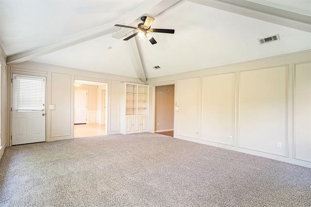 Building Photo - 802 Pebblebrook Dr