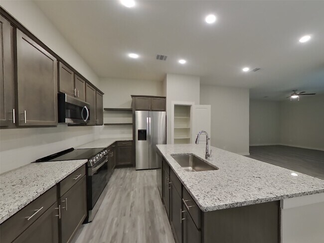 Building Photo - 22718 Terrazzo Dr