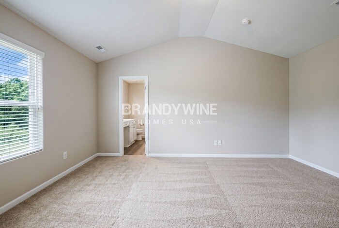 Building Photo - 2031 Talbert Ct