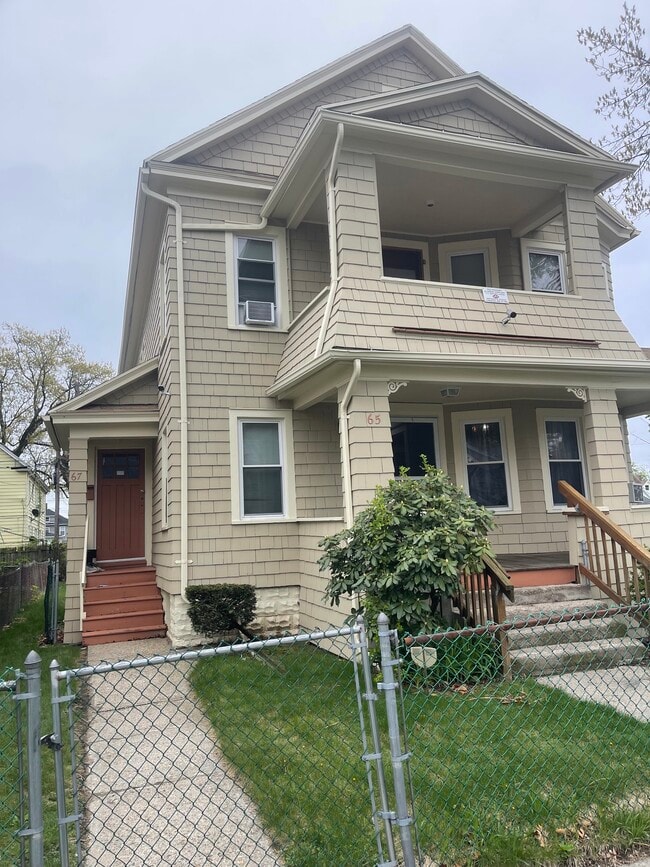 Building Photo - 65 Phoenix Ter