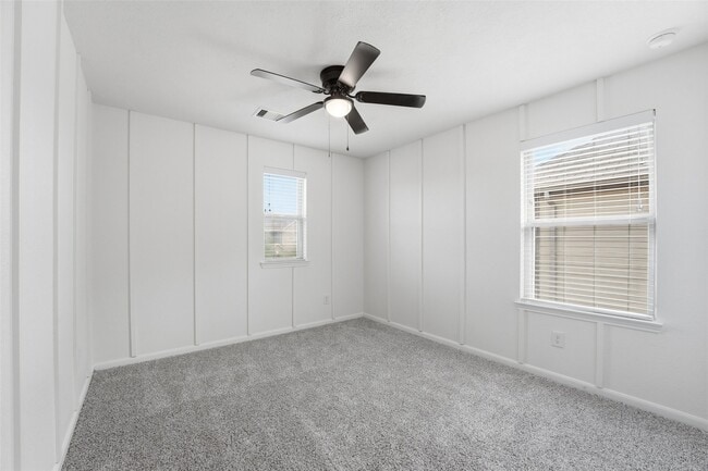 Building Photo - 20803 Oak Preserve Dr