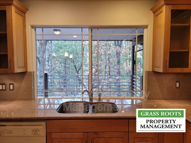 Building Photo - 19790 New Rome Rd