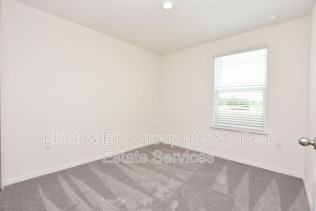 Building Photo - 3595 Smt Vw Wy