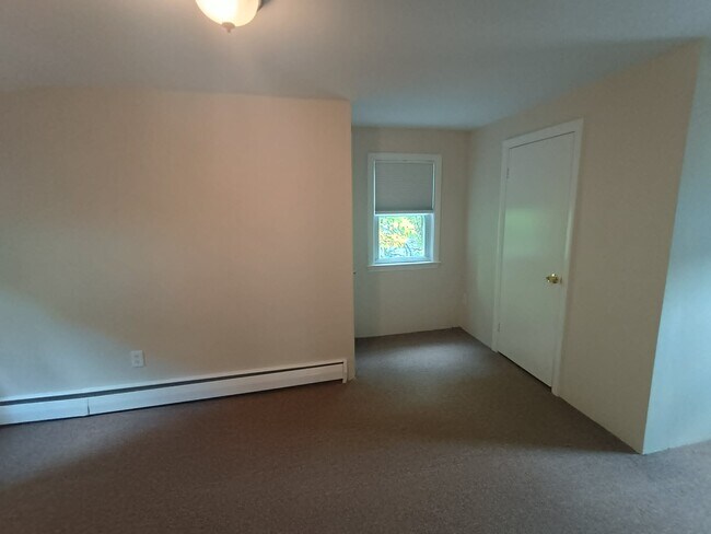Building Photo - 459 Appleton St