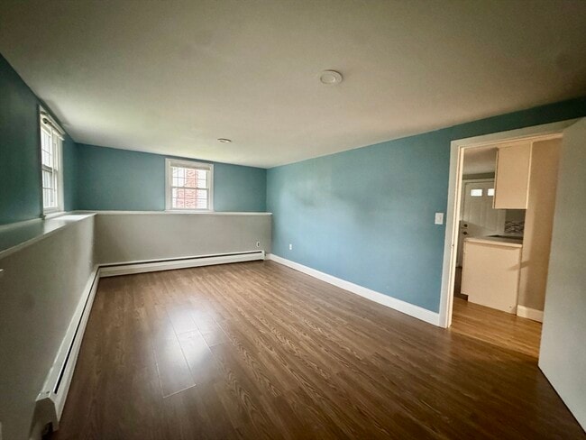 Building Photo - 25 Westmoor Rd