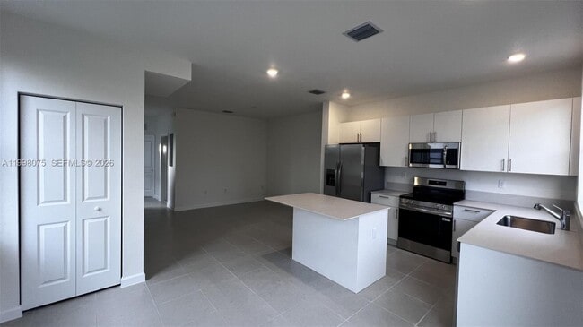 Building Photo - 15583 SW 277th St