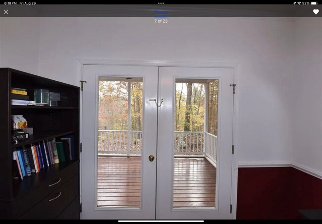 Building Photo - 130 Cottonwood Dr