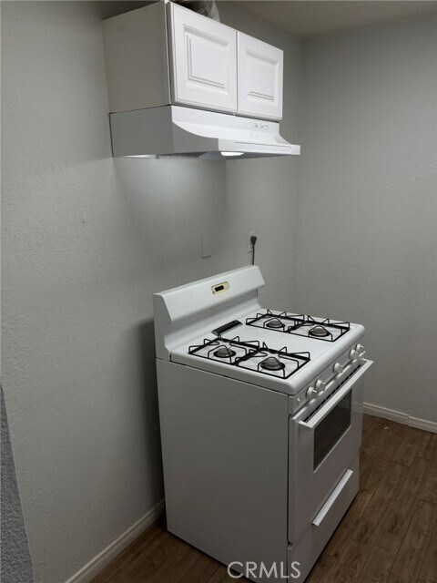 Building Photo - 2618 4th St